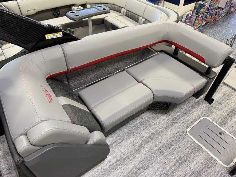 2026 Bennington 24MOFB - Open Fastback - Carbon Fiber Arch!!! US-ETWS7759H526 [photo 19]